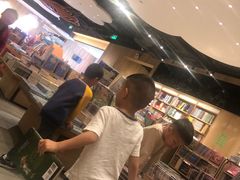-覔书店(壹方城店)