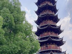 -龙华寺