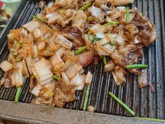 -潮界(LU·ONE凯德晶萃广场店)