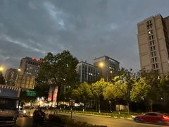 -银泰百货(海宁店)