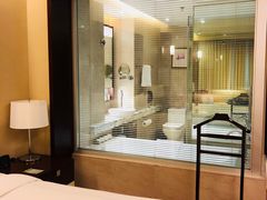 -上海龙之梦万丽酒店