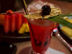 -FOUR PLAY BAR