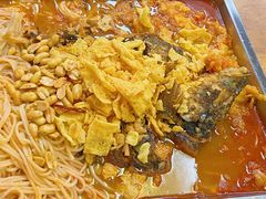 -在巷子里的烤肉店·螺蛳粉烤鱼·牛蛙(和美城店)