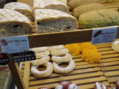 -BROAD面包路·欧式面包(龙湖时代C馆店)