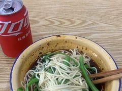 -张记奔吃小面