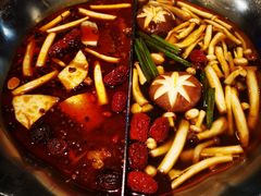 台式麻辣锅-湊湊火锅·茶憩(杭州湖滨银泰in77店)