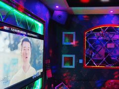 -路边边.炒菜烧烤.音乐餐厅(良乡长虹店)