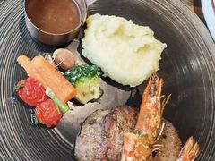 -小主人西餐厅 master table(青年中路店)