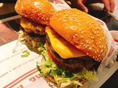 -The Habit Burger Grill 哈比特汉堡(复兴soho店)