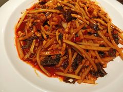 -老牌坊鲁菜名店(美莲广场店)