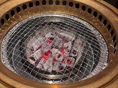 -山川小町·极番烧肉(新地假日广场店)