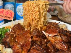 -喇喇排骨火锅·传统韩式脊骨汤(望京西园总店)