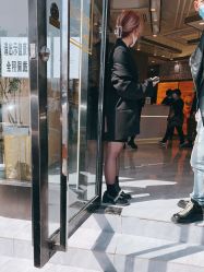 -一東造型烫发染发