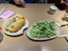 -街角等你.大连海鲜烧烤.经典铁板海鲜串(西安路店)