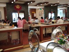 大堂-泉福居酱骨头自助广场(南大街商业步行街店)