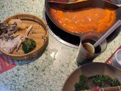 -鸿姐老火锅(静安店)