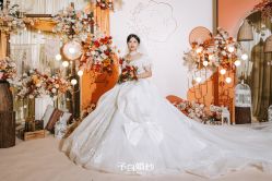 -予白婚纱礼服馆