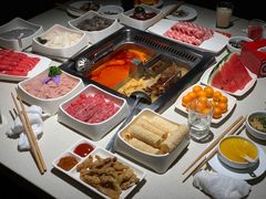 -海底捞火锅鲜切牛肉主题店(长寿路店)