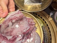 -铭牛烧肉·和牛海鲜自助(高新月牙湖店)