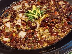 -渔语鱼新川菜Bistro(万象天地店)