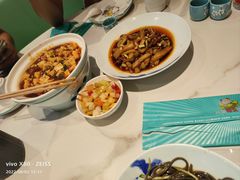 -川人百味·水煮活鱼(赛罕万达店)