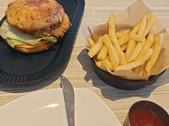 -必胜客(绿地新都会店)