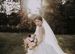 -LOVINA洛维娜婚纱礼服