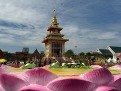 -皇家田广场(อนุสาวรีย์ทหารอาสา)