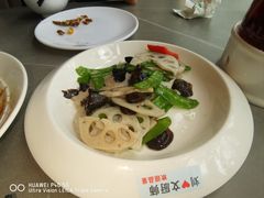 -佬太公海鸭·海鲜大排档(上海总店)