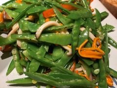 荷兰豆炒菌菇丝-云海肴云南菜(正大广场店)