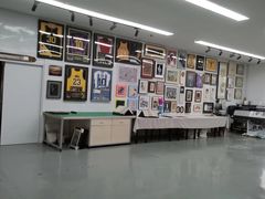 -龙慧画框·裱画配框工厂店