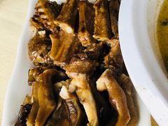 -鲤鱼塘农家山庄