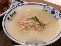 -肖四女·江湖菜(临港店)