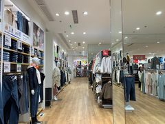 -优衣库(南宁安吉万达广场店)