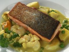 -Bully Hayes Restaurant & Bar