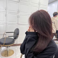 -镁连社·美联社