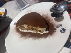 手工自制提拉米苏-Primo·丽莫意大利窑烤披萨