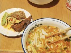 -矮子粉店1985·长沙米粉(湘春路店)