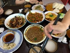 -蓝田九大碗民俗食府(蓝田店)