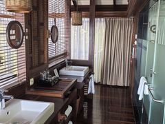 -三亚亚龙湾人间天堂鸟巢度假村