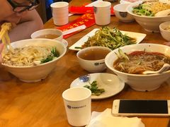 -篱笆院东北饺子王(欧阳路店)