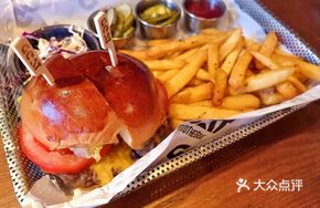 Molten Cheese Burger