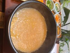 -银米·云南传统过桥米线(双廊黑金冠店)