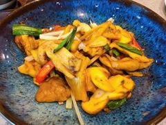 -半山腰·云南菜(侨福芳草地店)