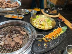 -韩烧牛中牛·甄选黑牛烤肉(黑金店)