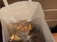 -巴黎贝甜(大宁国际商业广场店)