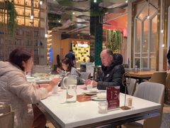 -红樱桃·欢乐餐厅(太原里店)