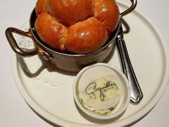 餐前面包-壳里西餐厅Coquille Seafood Bistro(蒙自路店)