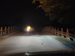 -平望服务区·停车场