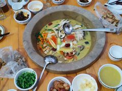 -云南野生菌石锅鱼石锅鸡(大金塔店)